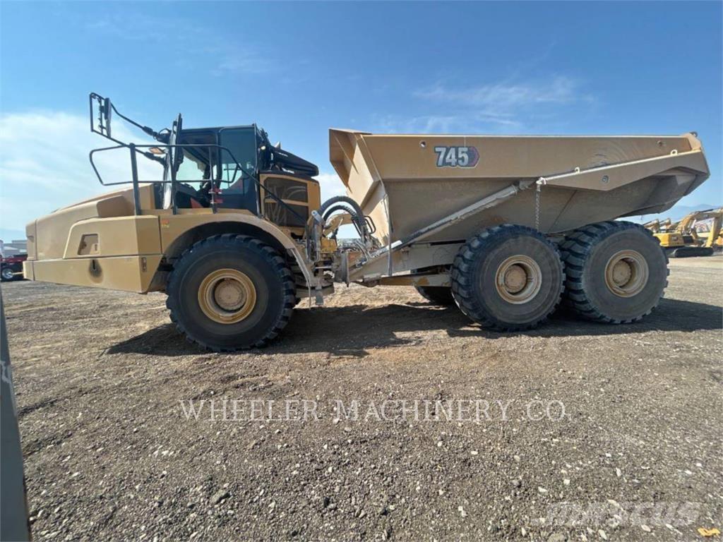 CAT 745 TG Midjestyrd dumper