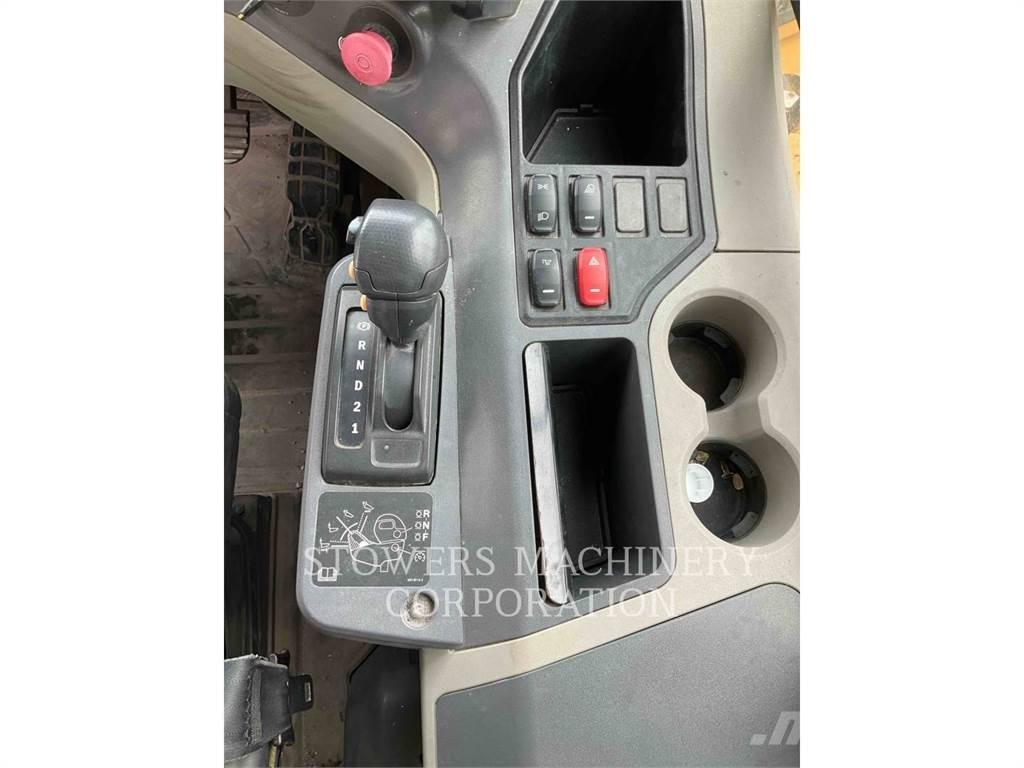 CAT 74504 Midjestyrd dumper