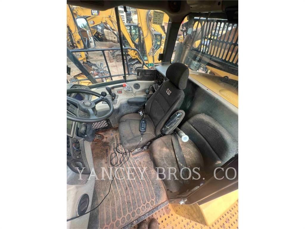 CAT 745C Midjestyrd dumper