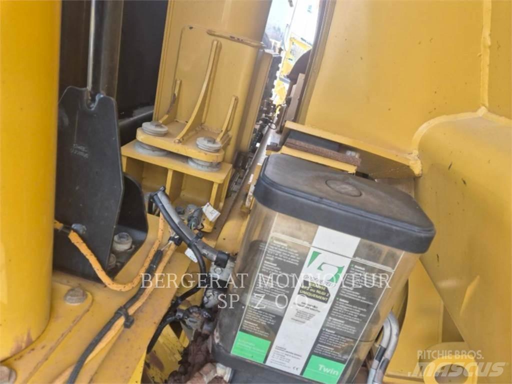 CAT 772G Midjestyrd dumper