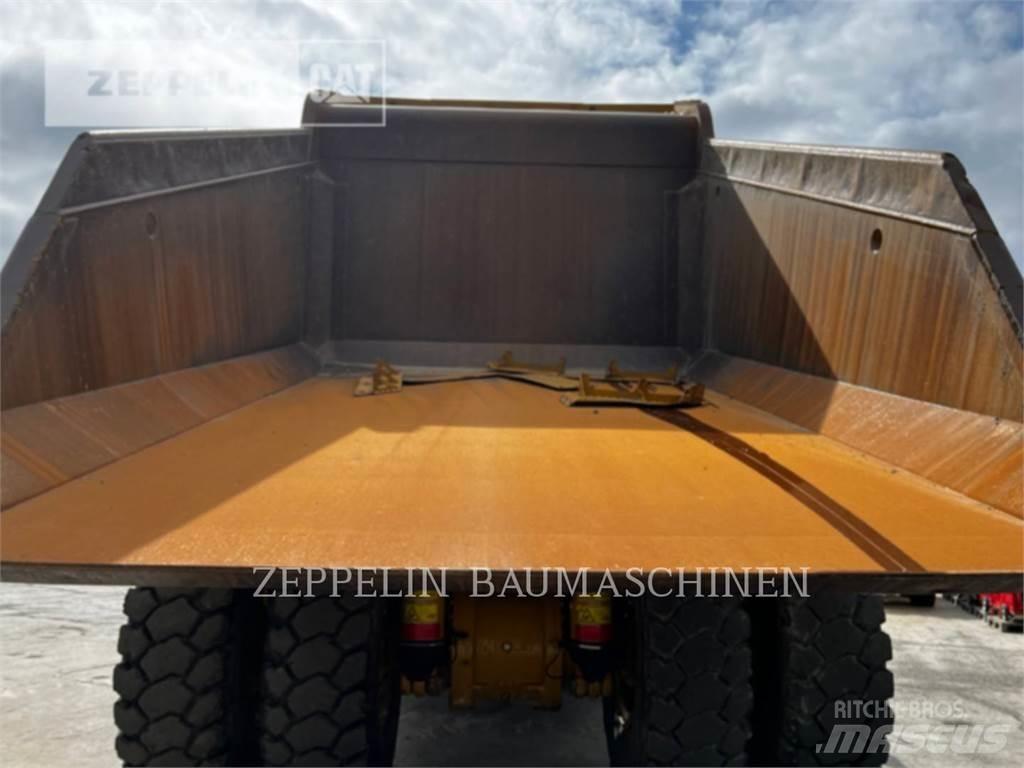 CAT 772G Midjestyrd dumper