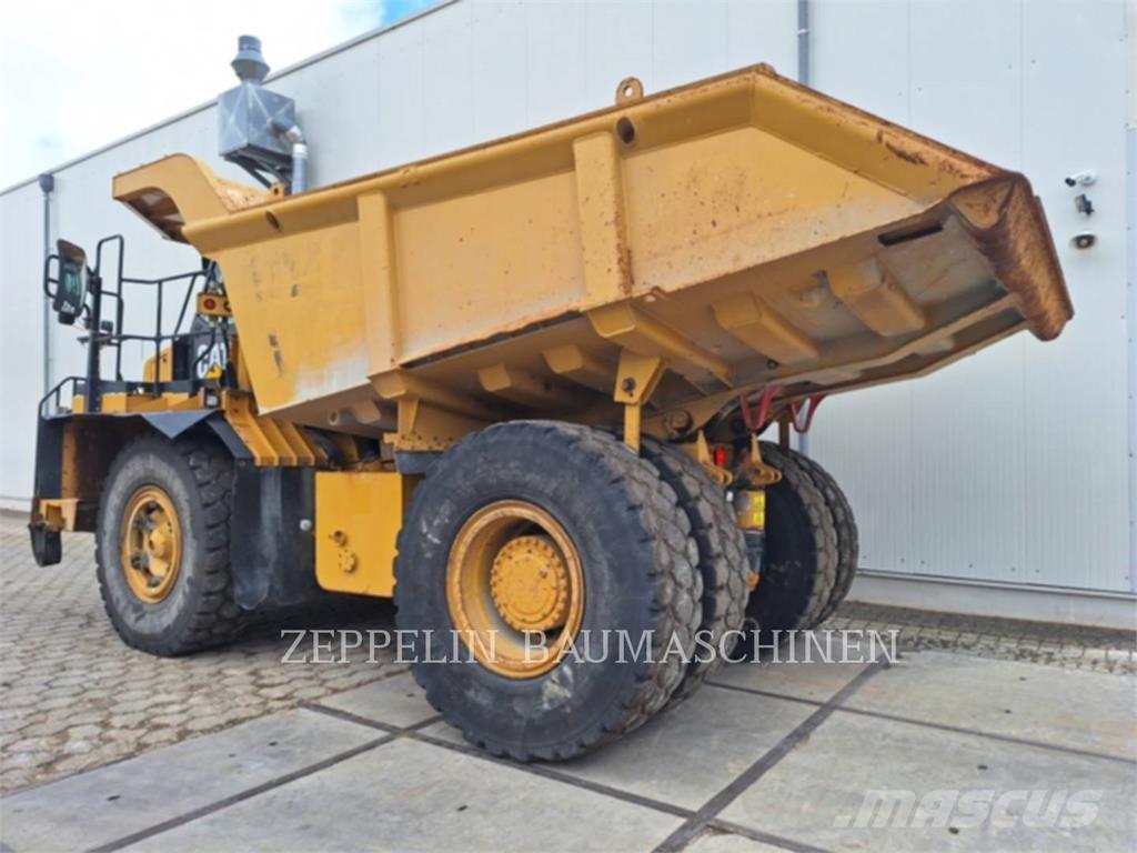 CAT 772G Midjestyrd dumper