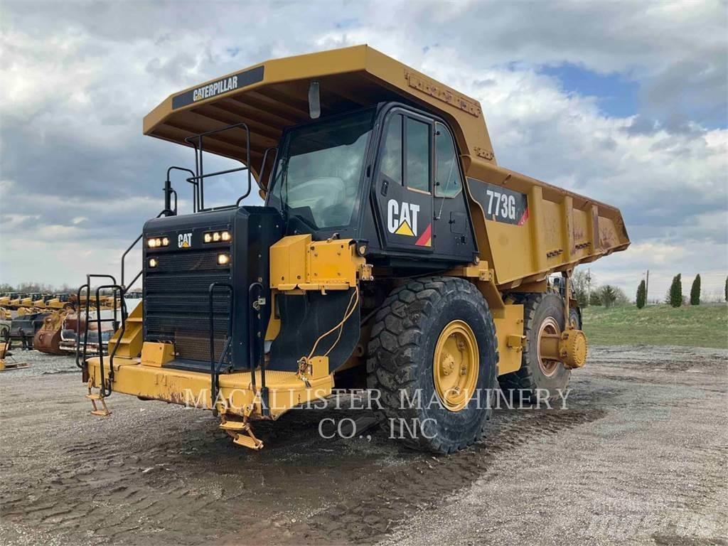 CAT 773G Midjestyrd dumper