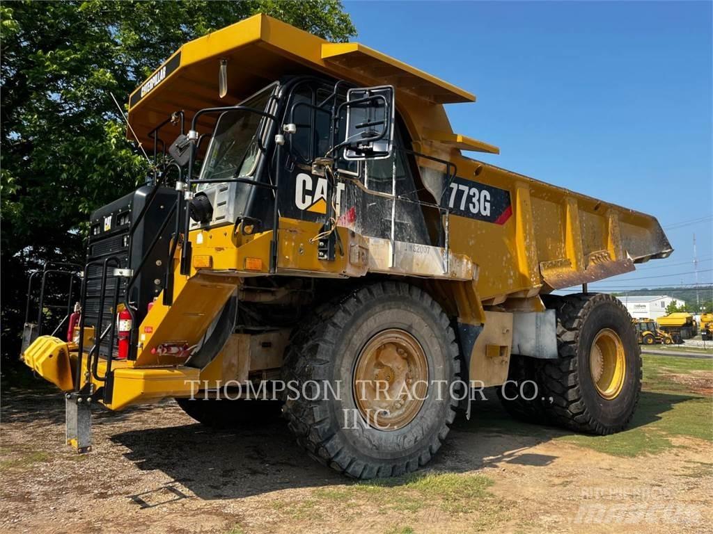 CAT 773G Midjestyrd dumper