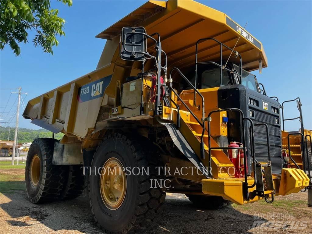 CAT 773G Midjestyrd dumper