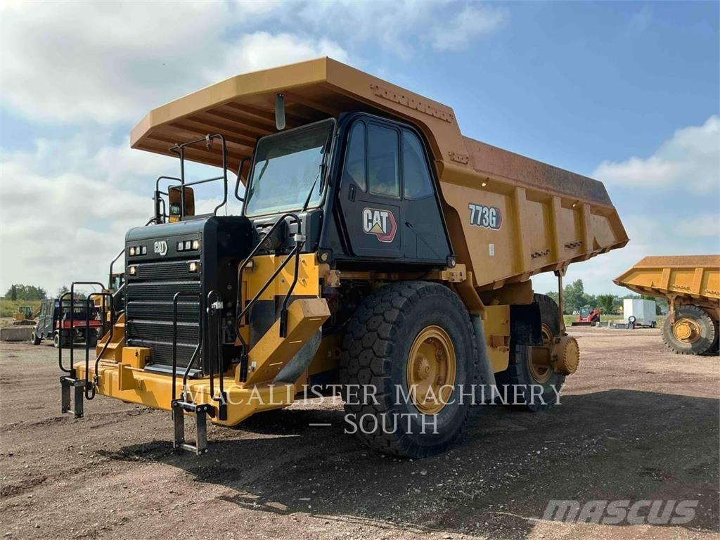 CAT 773G Midjestyrd dumper