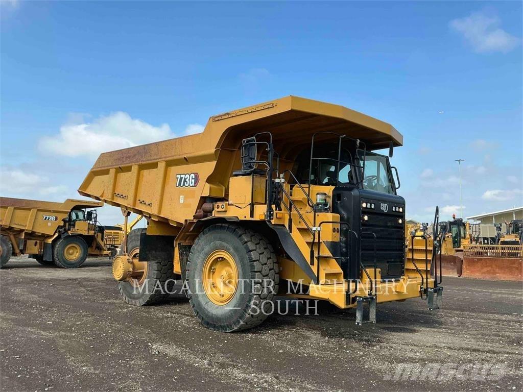 CAT 773G Midjestyrd dumper