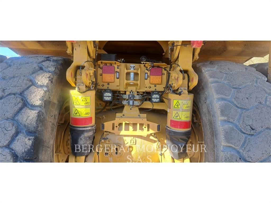 CAT 775 G Midjestyrd dumper