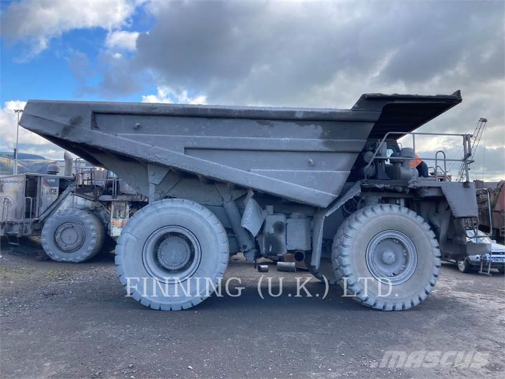 CAT 775D Midjestyrd dumper
