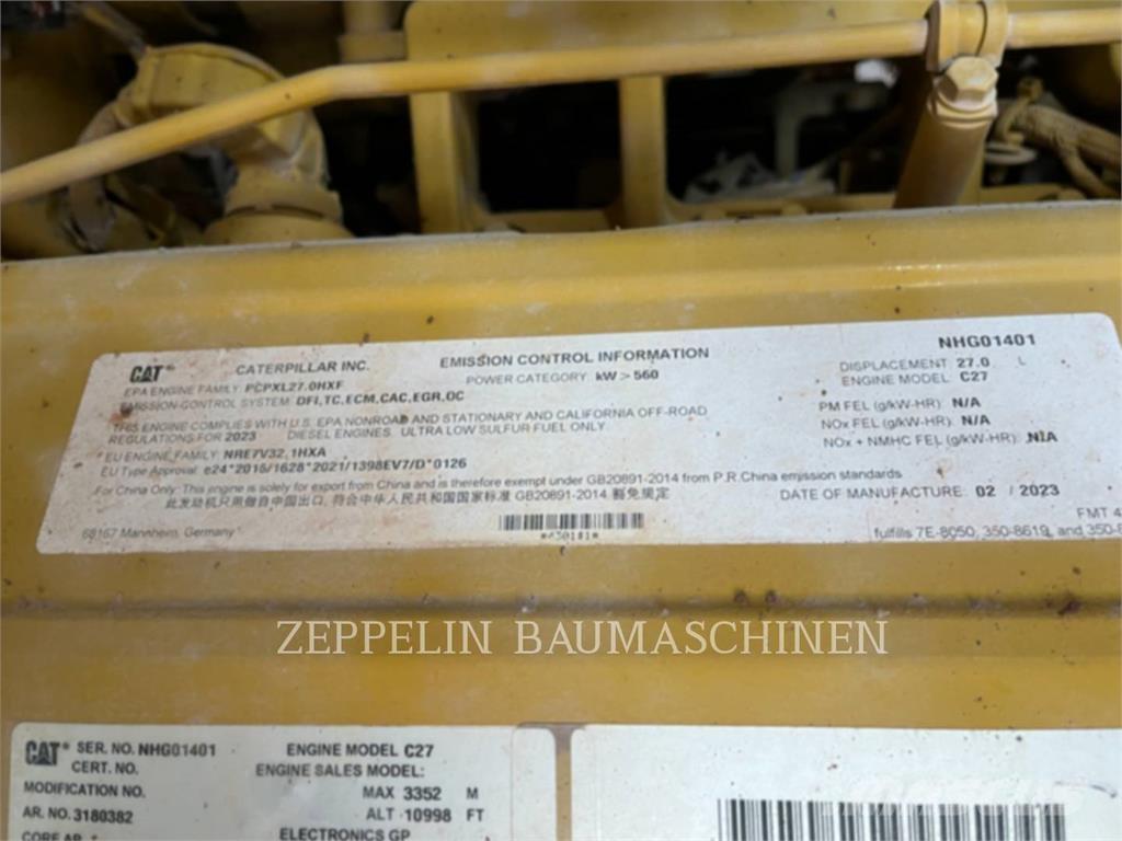 CAT 775G Midjestyrd dumper