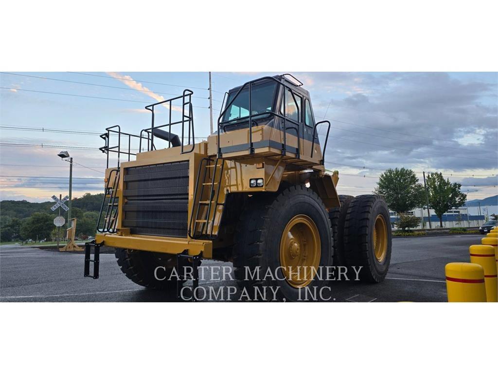 CAT 777D RBLD Midjestyrd dumper