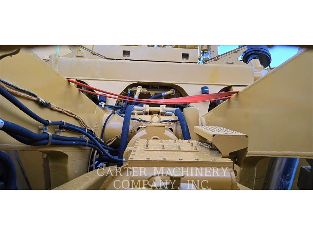 CAT 777D RBLD Midjestyrd dumper