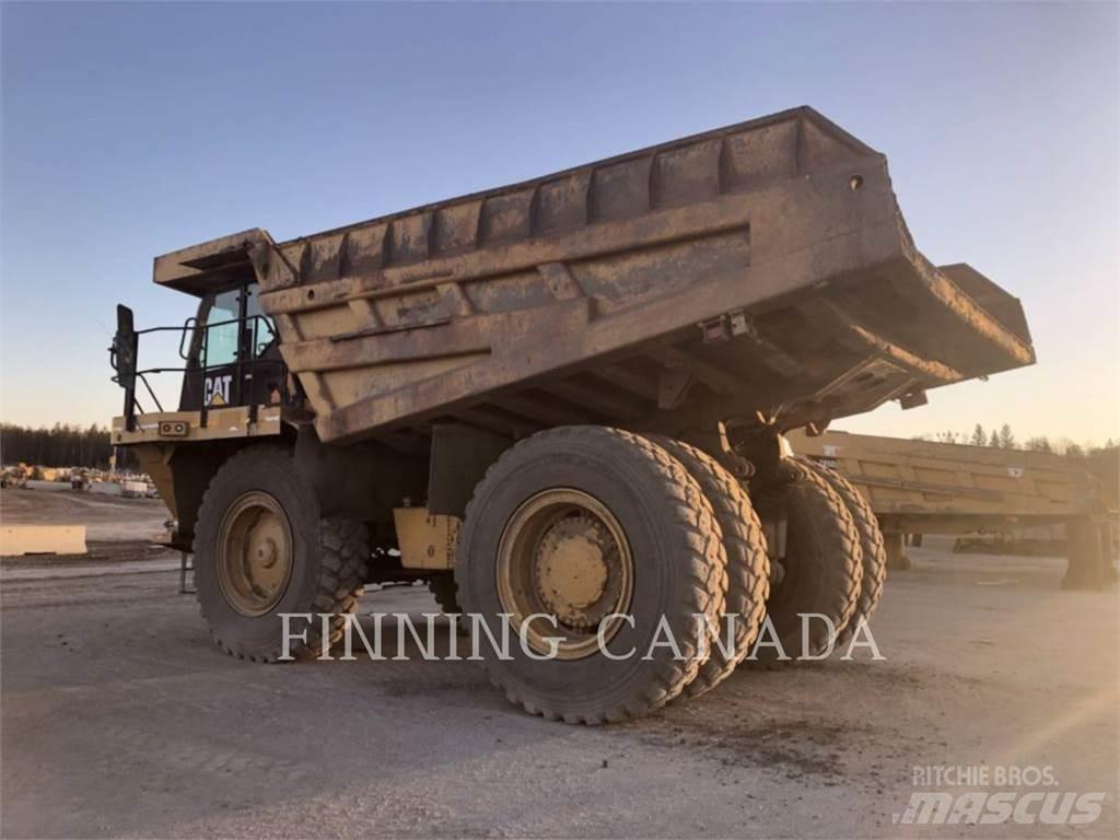 CAT 777F Midjestyrd dumper