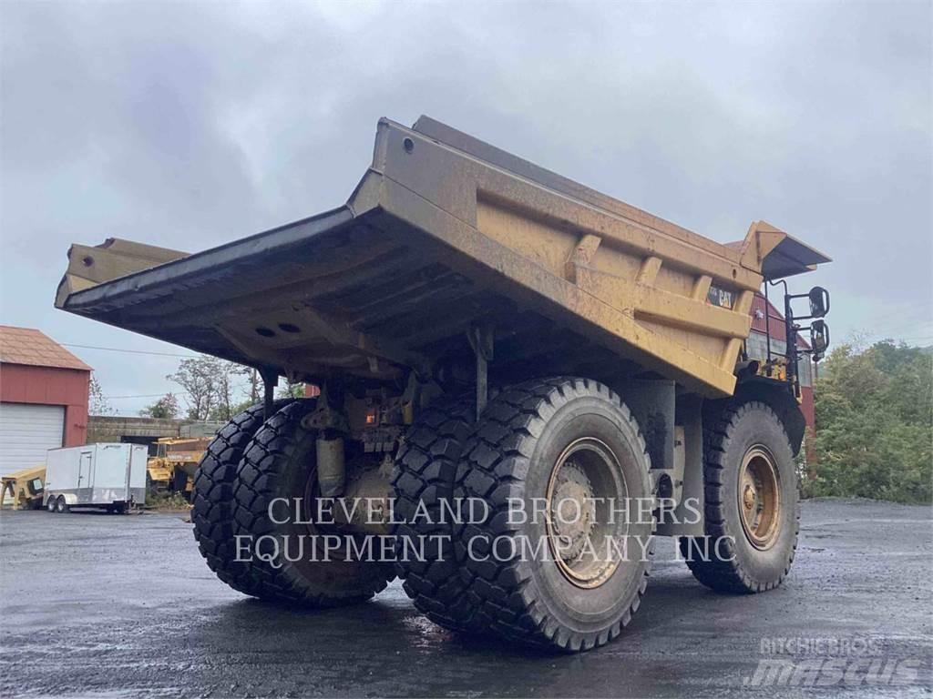 CAT 777G Midjestyrd dumper