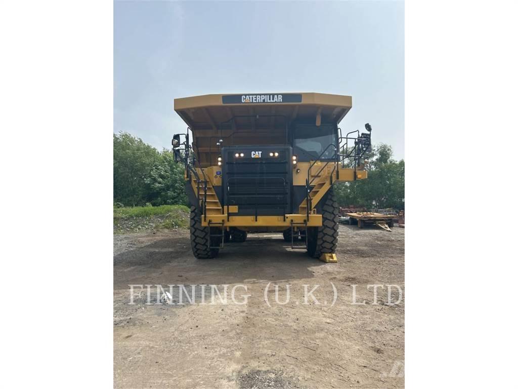 CAT 777G Midjestyrd dumper