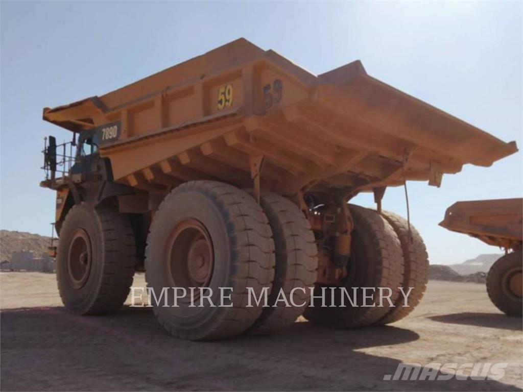 CAT 789D Midjestyrd dumper