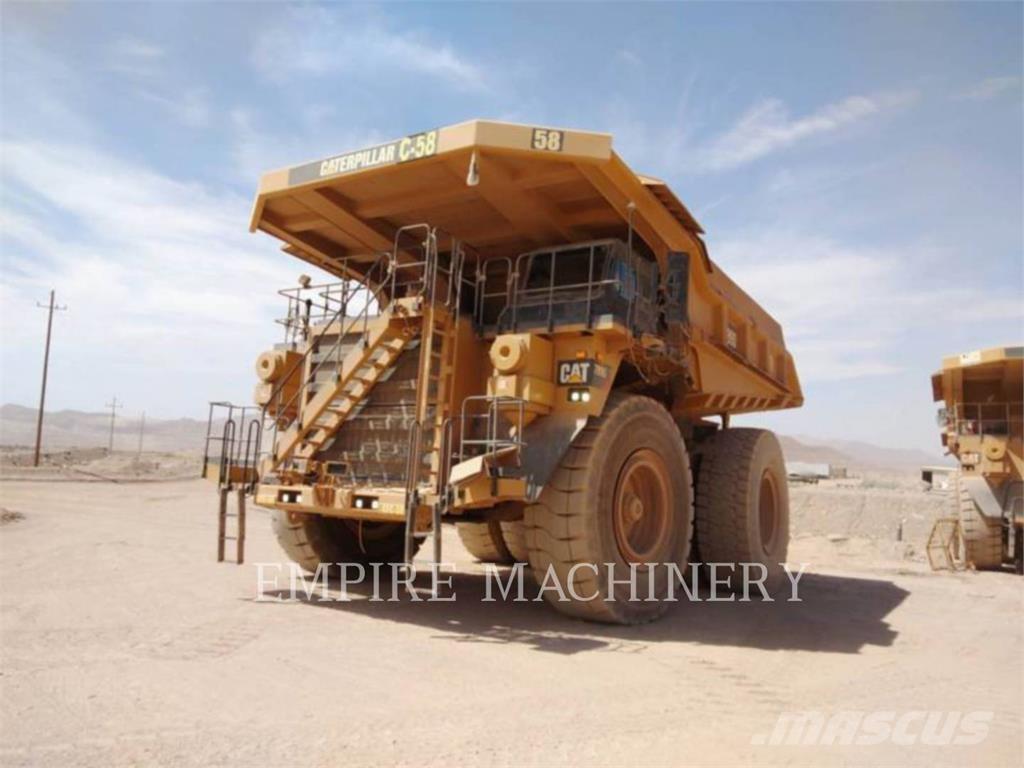 CAT 789D Midjestyrd dumper
