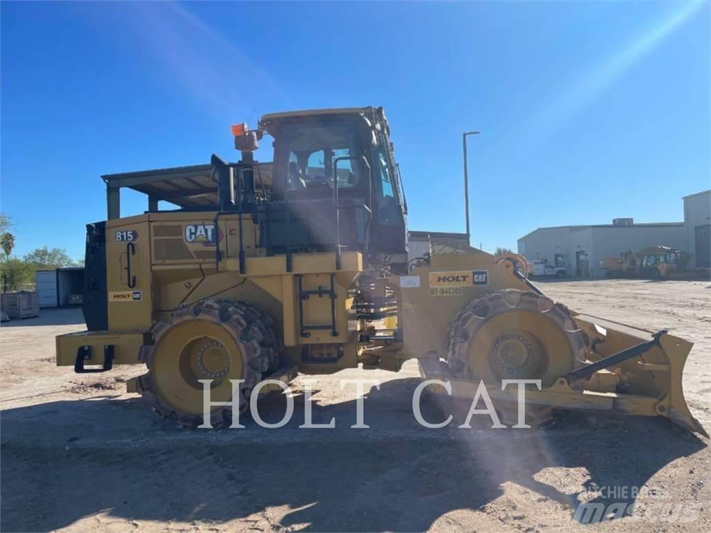CAT 815 Jordkompaktorer
