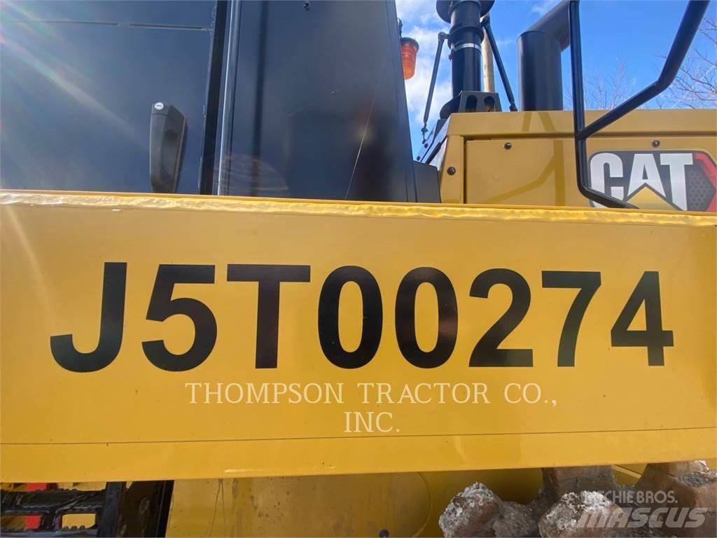 CAT 815 Jordkompaktorer