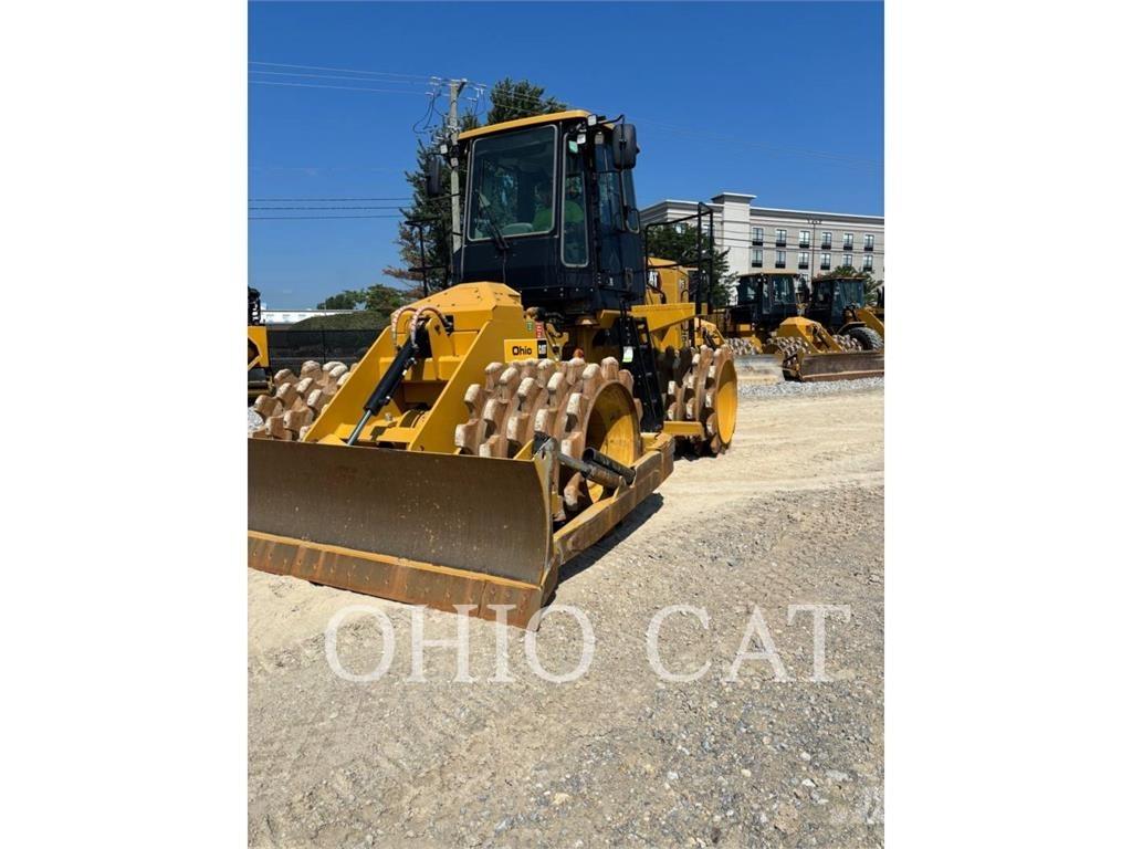CAT 815 Jordkompaktorer