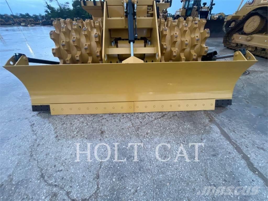 CAT 815 Jordkompaktorer