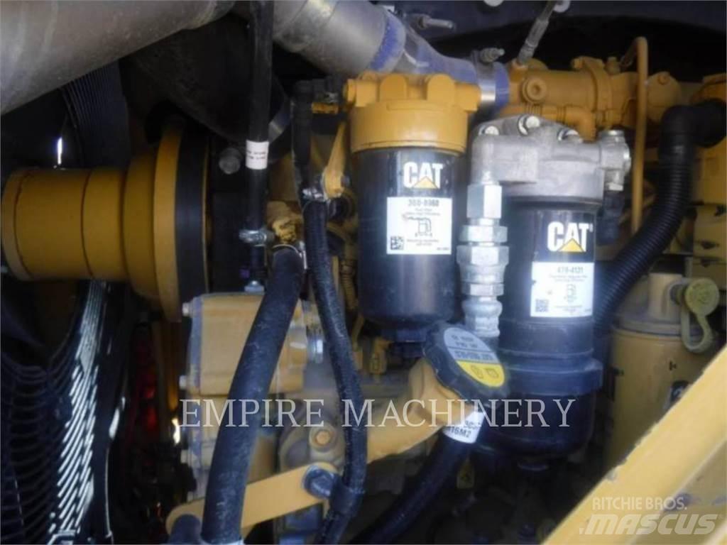 CAT 815-11 Jordkompaktorer