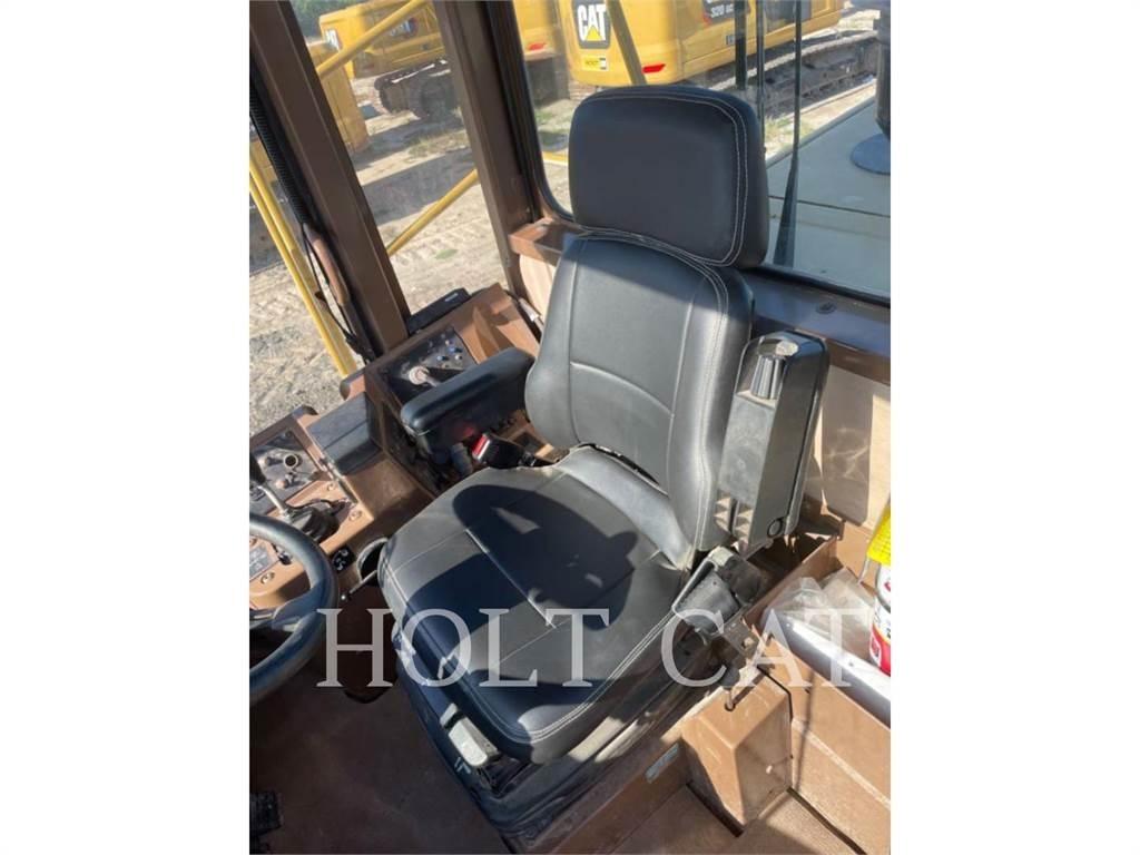 CAT 815F Jordkompaktorer