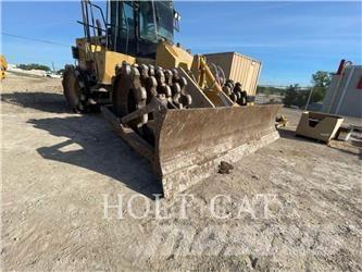 CAT 815F Jordkompaktorer