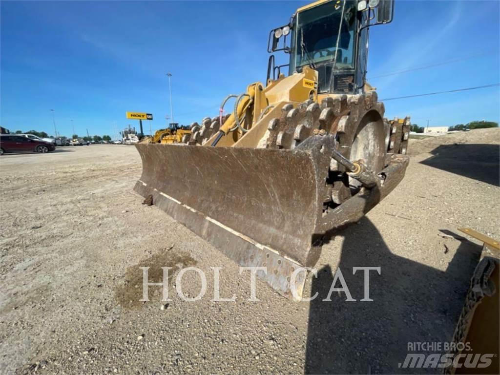 CAT 815F Jordkompaktorer