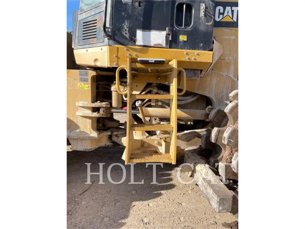 CAT 815F Jordkompaktorer