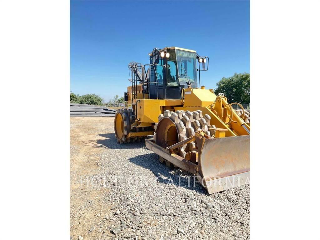 CAT 815F2 Jordkompaktorer