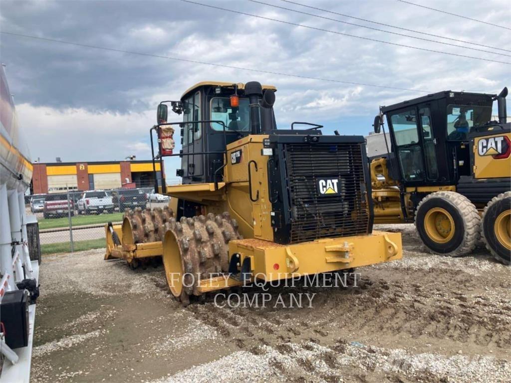 CAT 815K Jordkompaktorer