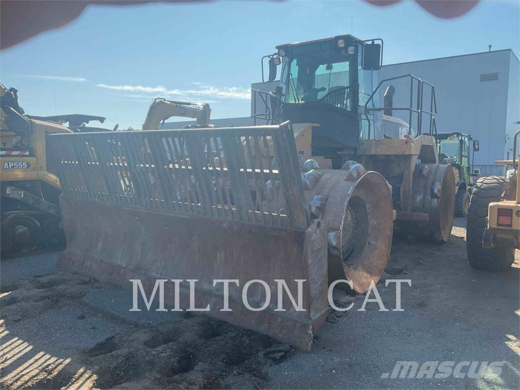 CAT 826G Jordkompaktorer