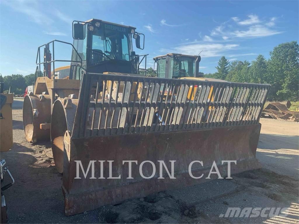 CAT 826G Jordkompaktorer