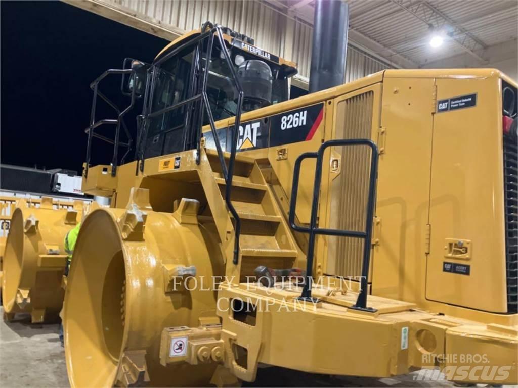 CAT 826H Jordkompaktorer
