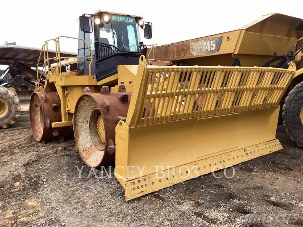 CAT 826H Jordkompaktorer