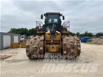 CAT 826K Jordkompaktorer