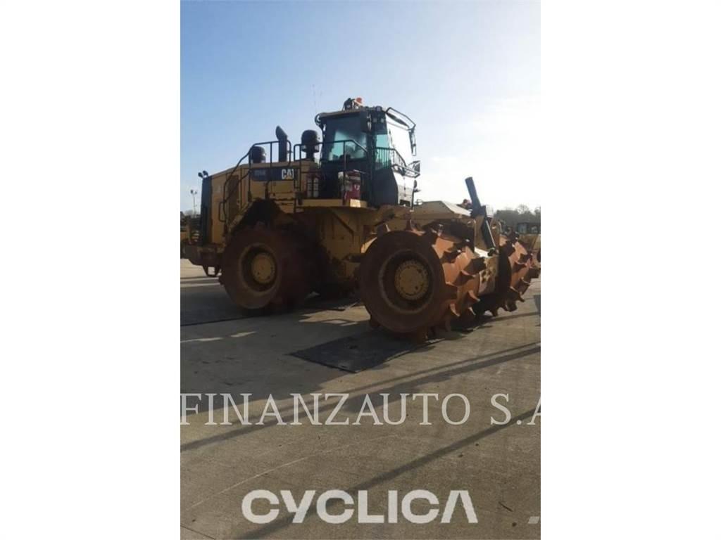 CAT 826K Jordkompaktorer