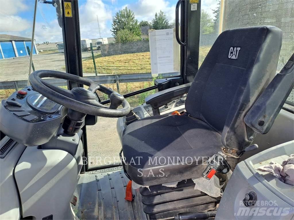 CAT 906M Hjullastare