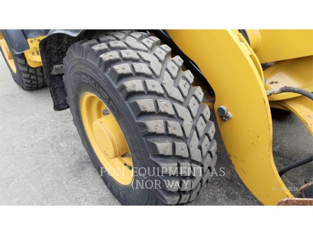 CAT 906M Hjullastare