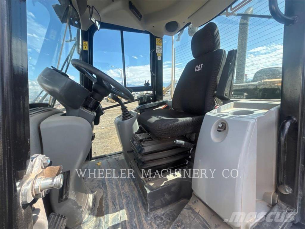 CAT 906M Hjullastare