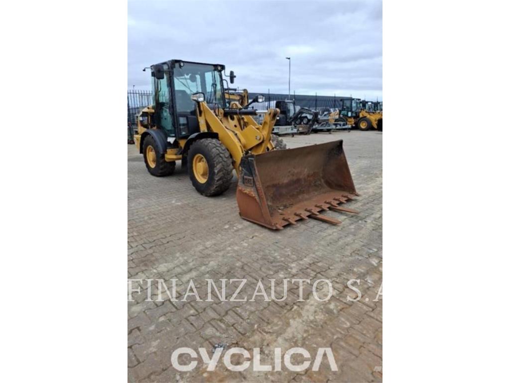 CAT 906M Hjullastare