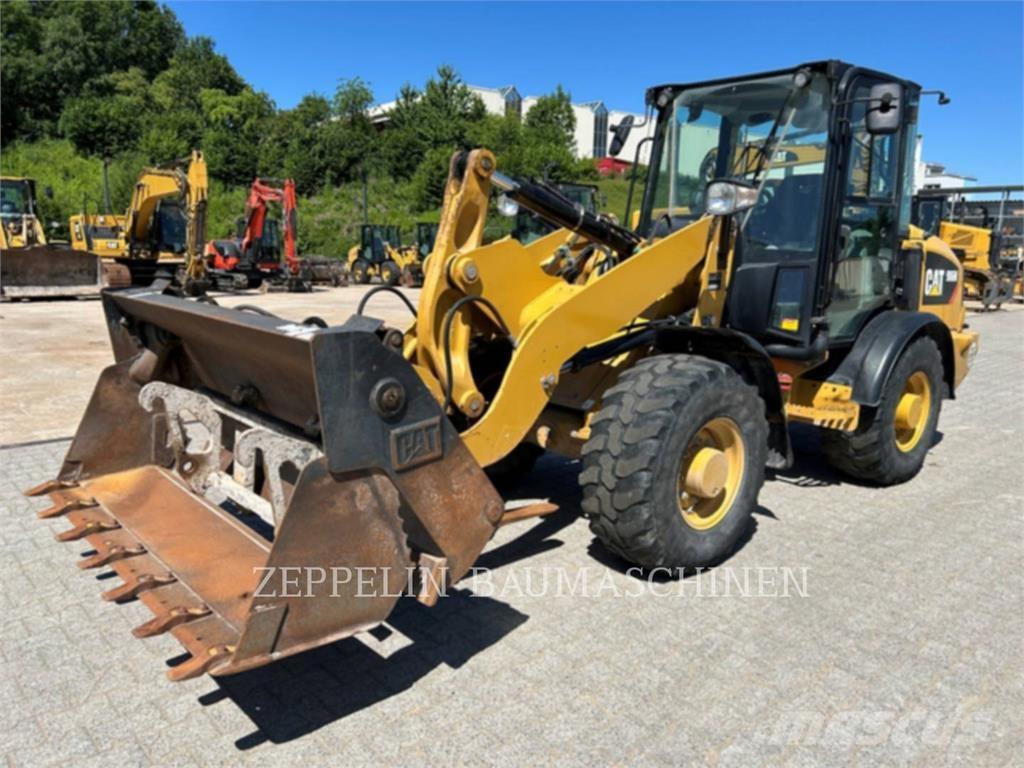 CAT 906M Hjullastare