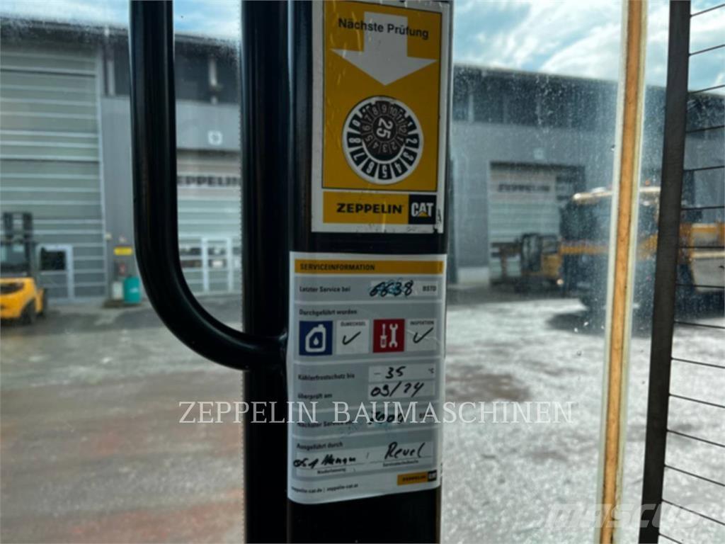 CAT 906M Hjullastare