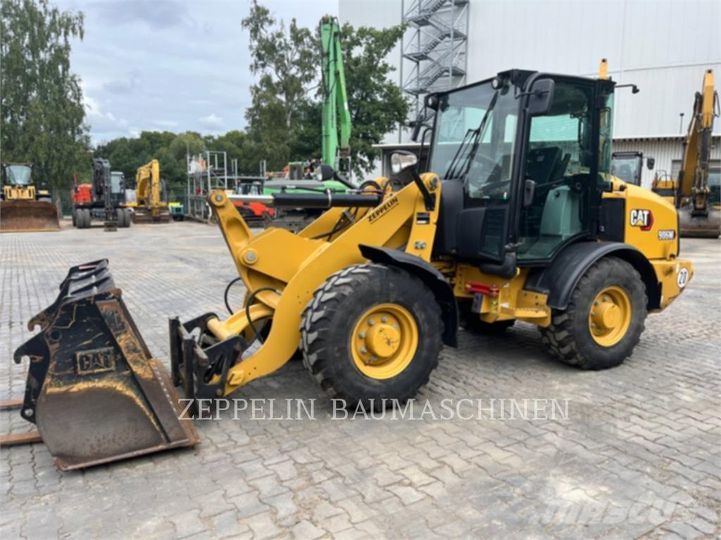 CAT 906M Hjullastare