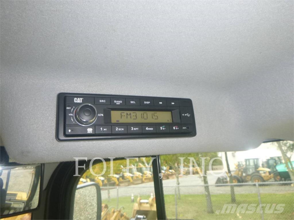 CAT 908M Hjullastare