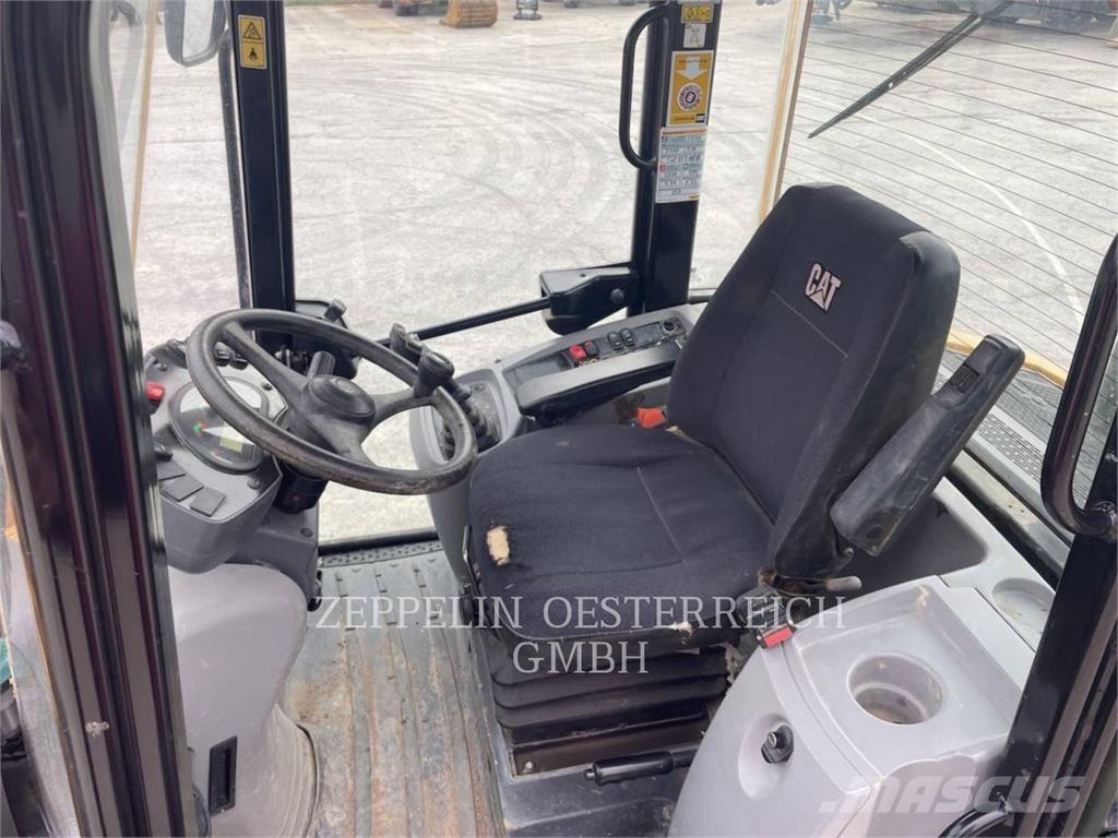 CAT 908M Hjullastare
