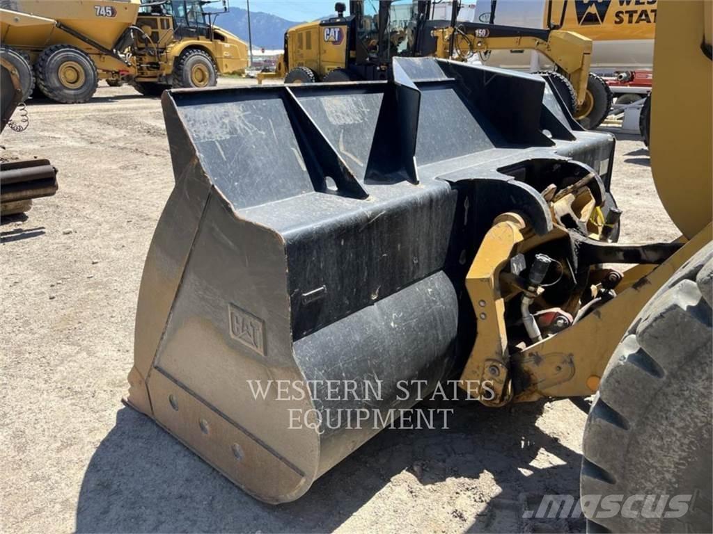 CAT 930M Hjullastare