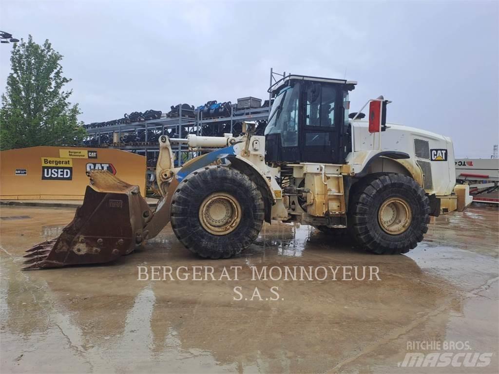 CAT 966M Hjullastare