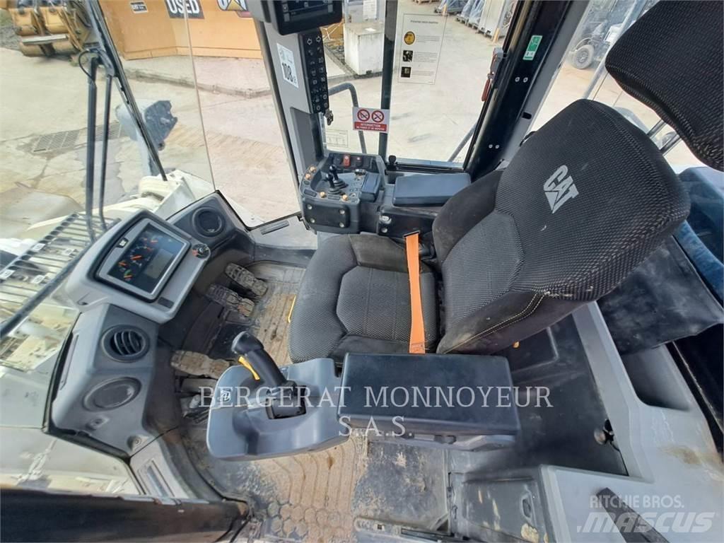 CAT 966M Hjullastare